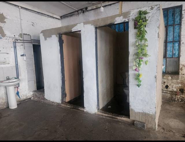 BUSINESS PROPERTY TO RENT IN BOOYSENS